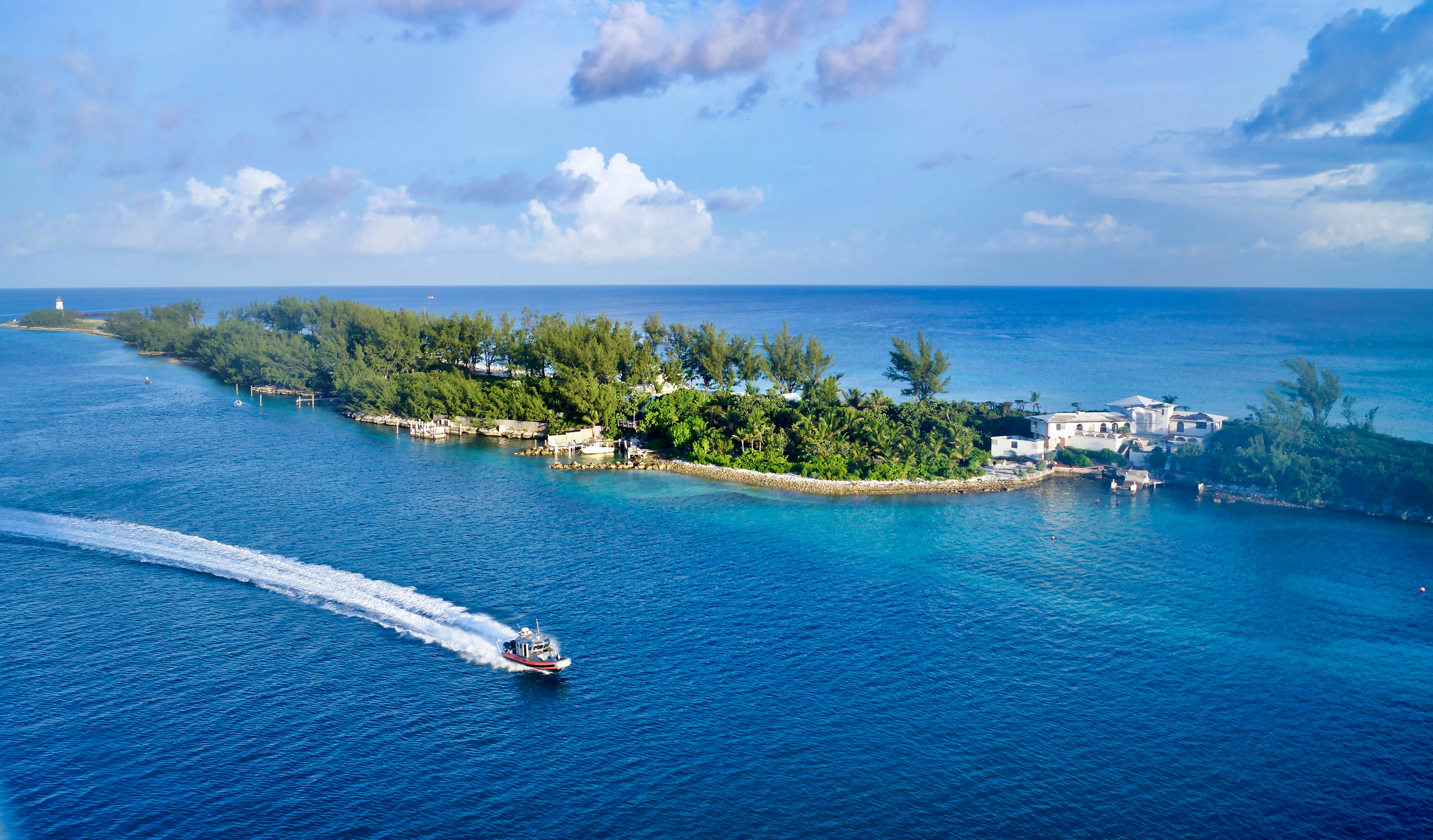 Bahamas private jet charter